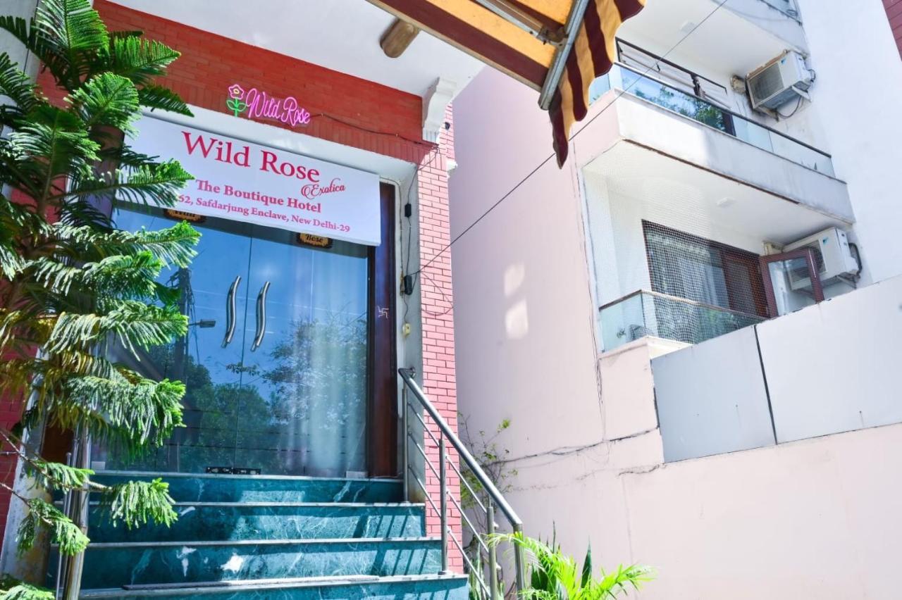 Hotel Wild Rose New Delhi Eksteriør bilde